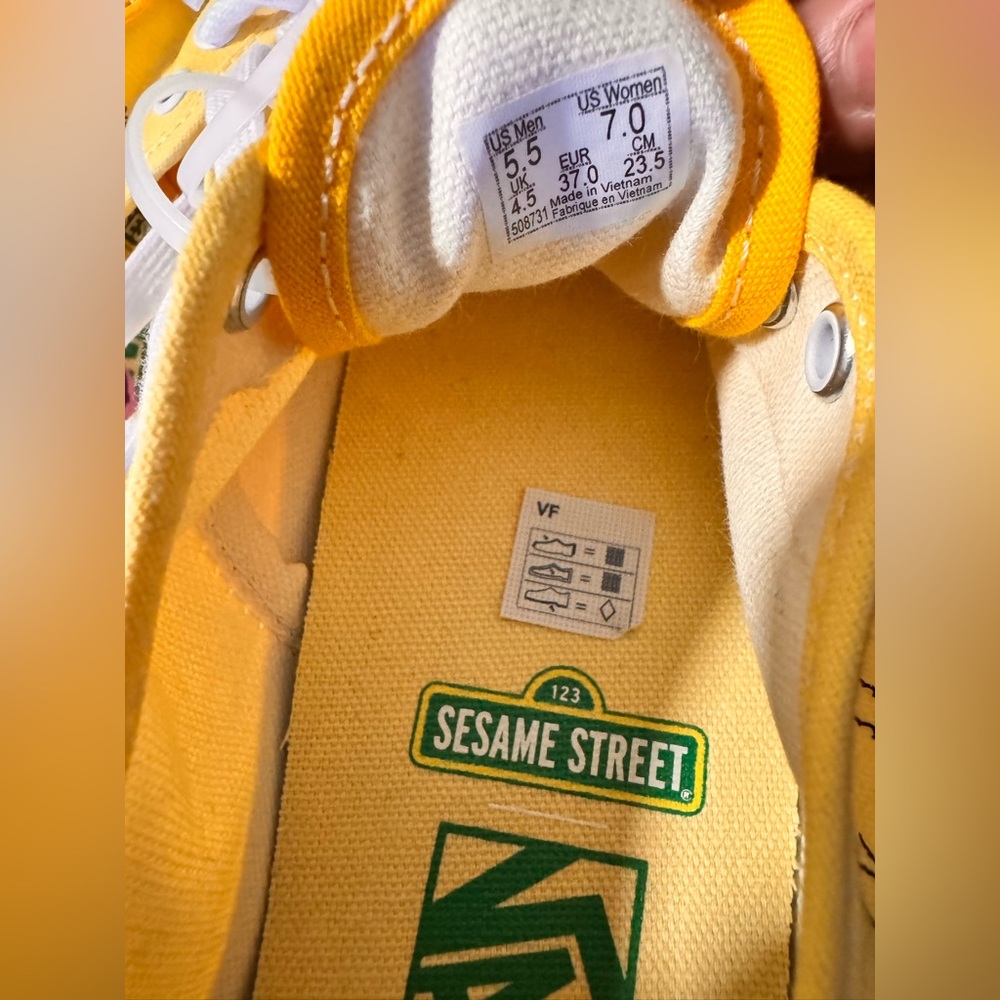 Vans Yellow Sneakers Classic Low-Top Style - Picture 4 of 5